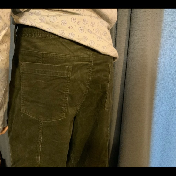 Eddie Bauer pants.  Bundle and Save - Picture 7 of 9